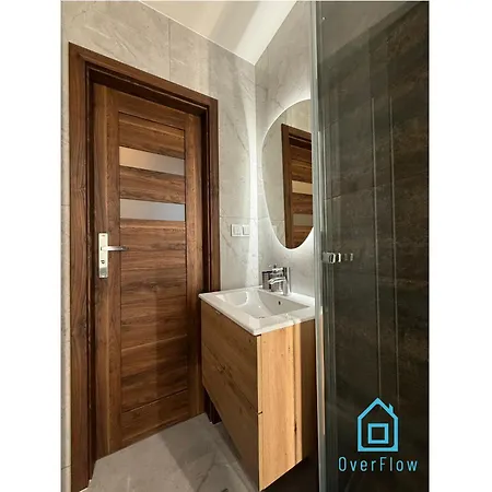 Pink Panther 10 Min To Old Town Gdansk,pkp & Shopping Mall Privat bolig