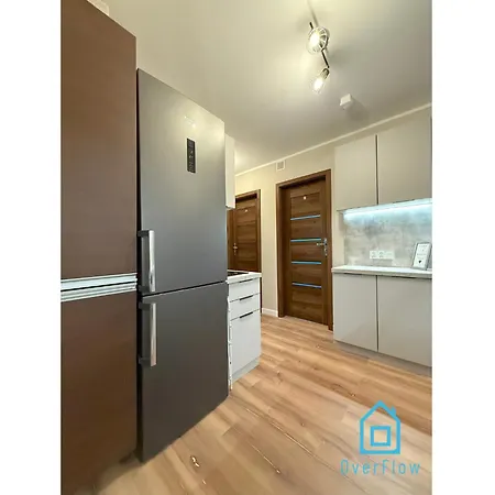 Pink Panther 10 Min To Old Town Gdansk,pkp & Shopping Mall Séjour chez l'habitant *