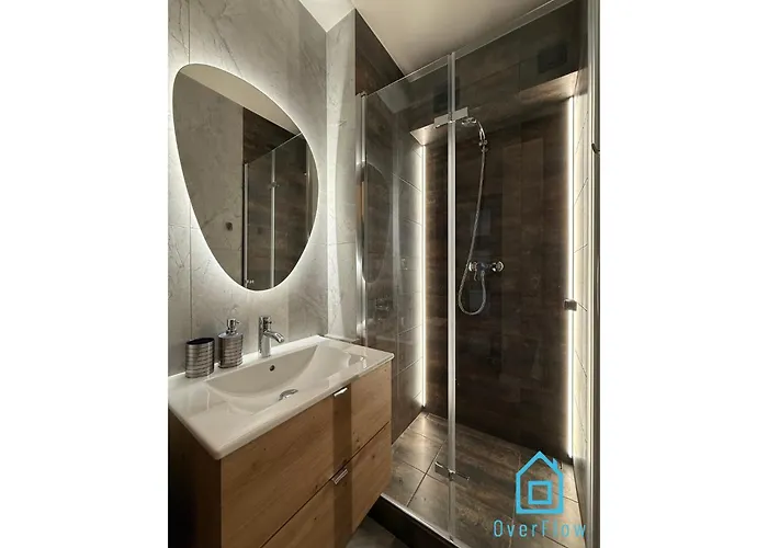 Kwatera prywatna Pink Panther 10 Min To Old Town Gdansk,pkp & Shopping Mall