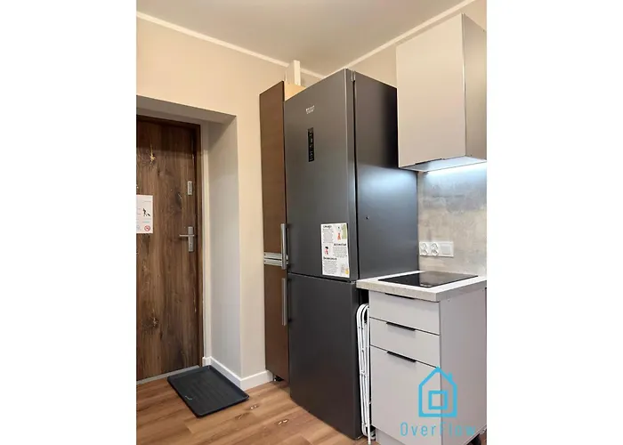 Privat bolig Pink Panther 10 Min To Old Town Gdansk,pkp & Shopping Mall