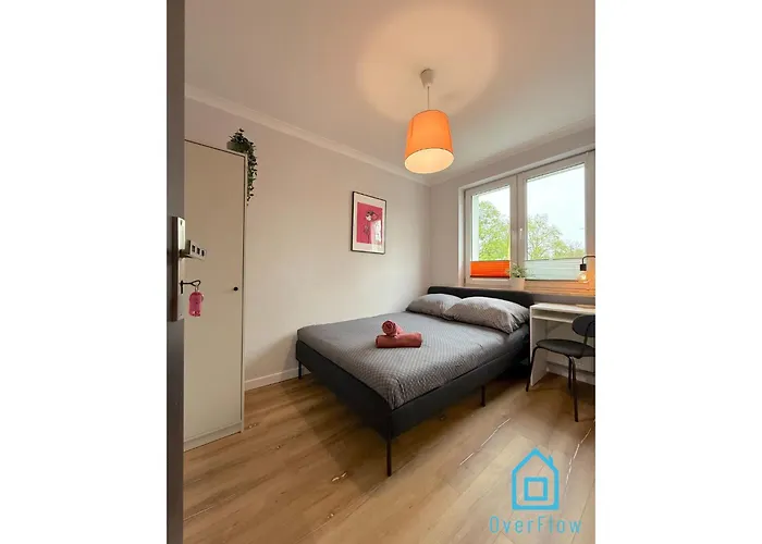 Kwatera prywatna Pink Panther 10 Min To Old Town Gdansk,pkp & Shopping Mall *