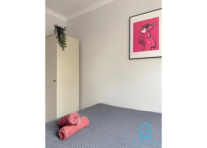 民宿 Pink Panther 10 Min To Old Town Gdansk,pkp & Shopping Mall 格但斯克